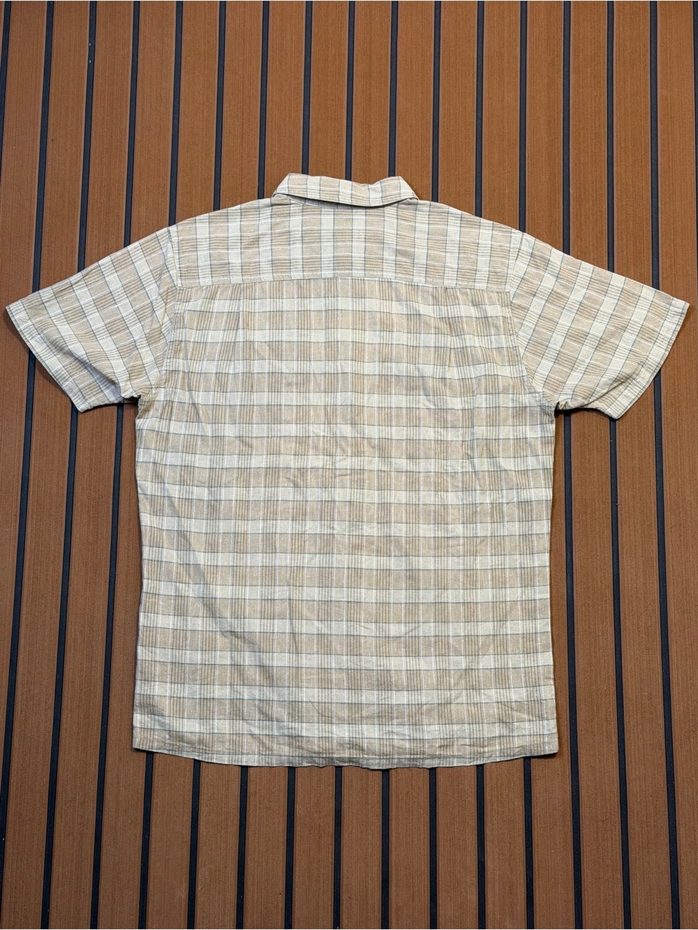 Patagonia Plaid Short Sleeve Buttonup Shirt Mens Medium Brown Back Step - Picture 2 of 6